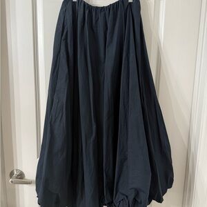 Abercrombie and Fitch Black Midi Bubble Skirt